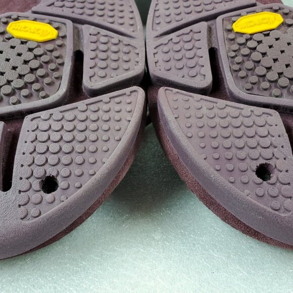 Clarks Trigenic Flex Plum Leather Sneaker New Sample | US 9 - Picture 9 of 10